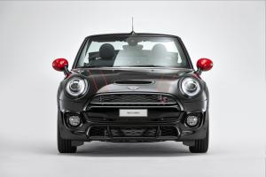 Mini Cooper S Cabrio King’s Cross 2018 года (CH)